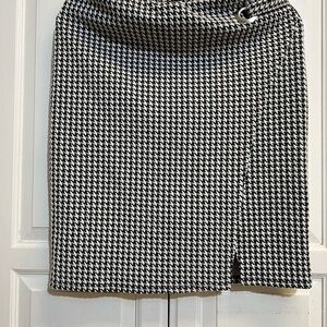 Stylish Black and White Skirt